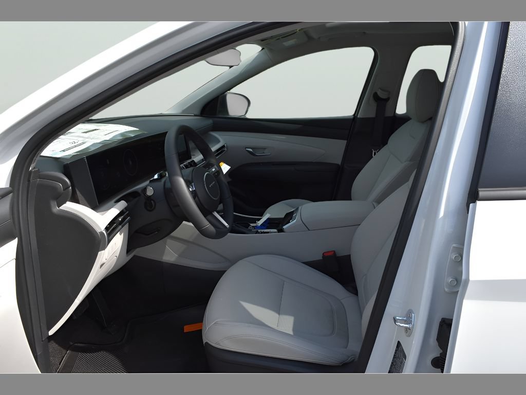 Used 2025 Hyundai Tucson SEL FWD image 11