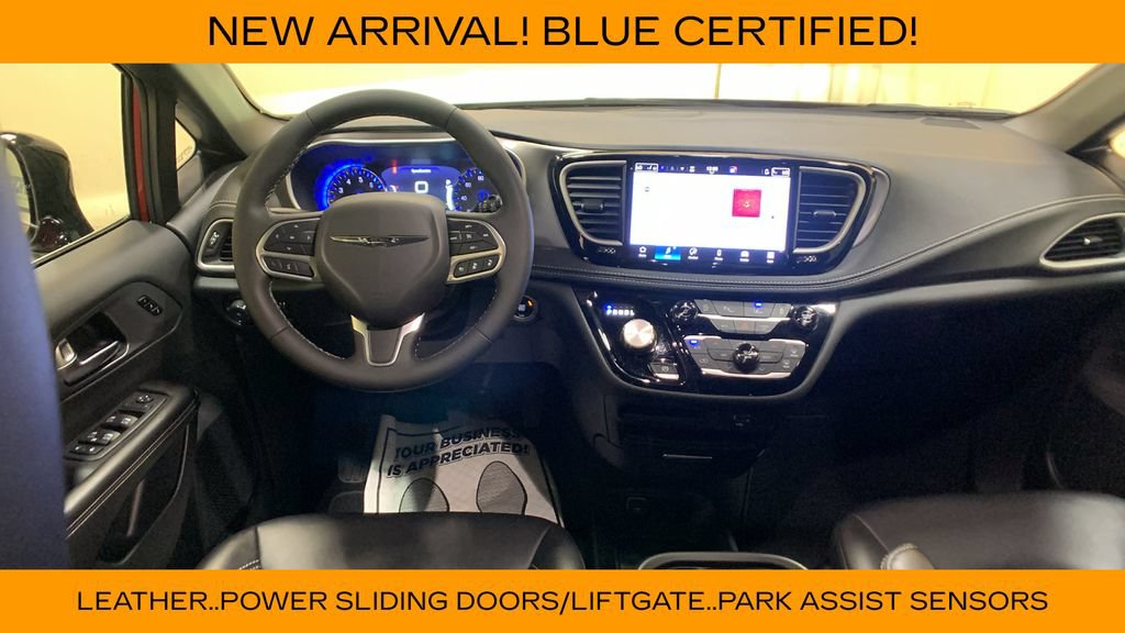 Used 2026 Chrysler Pacifica Select AWD/4WD image 23