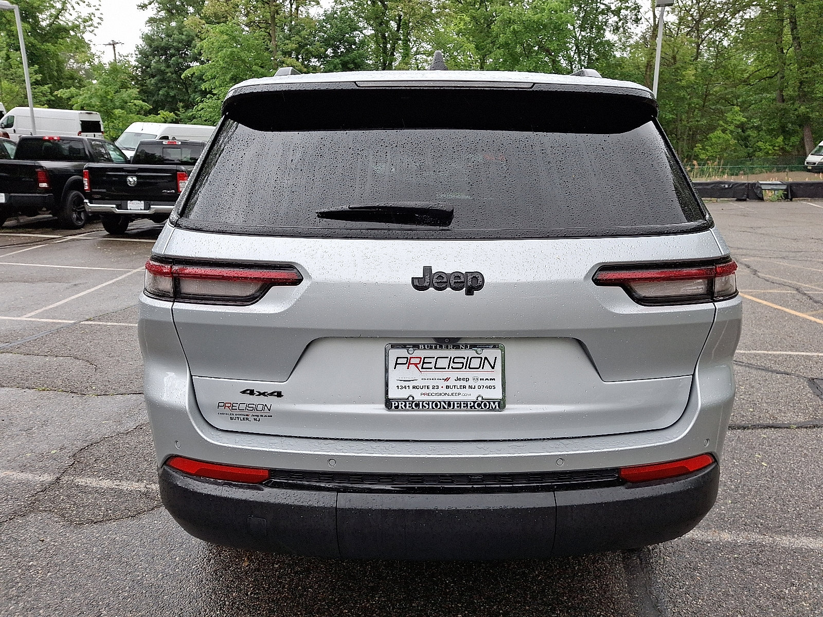 Certified 2023 Jeep Grand Cherokee L Laredo image 5