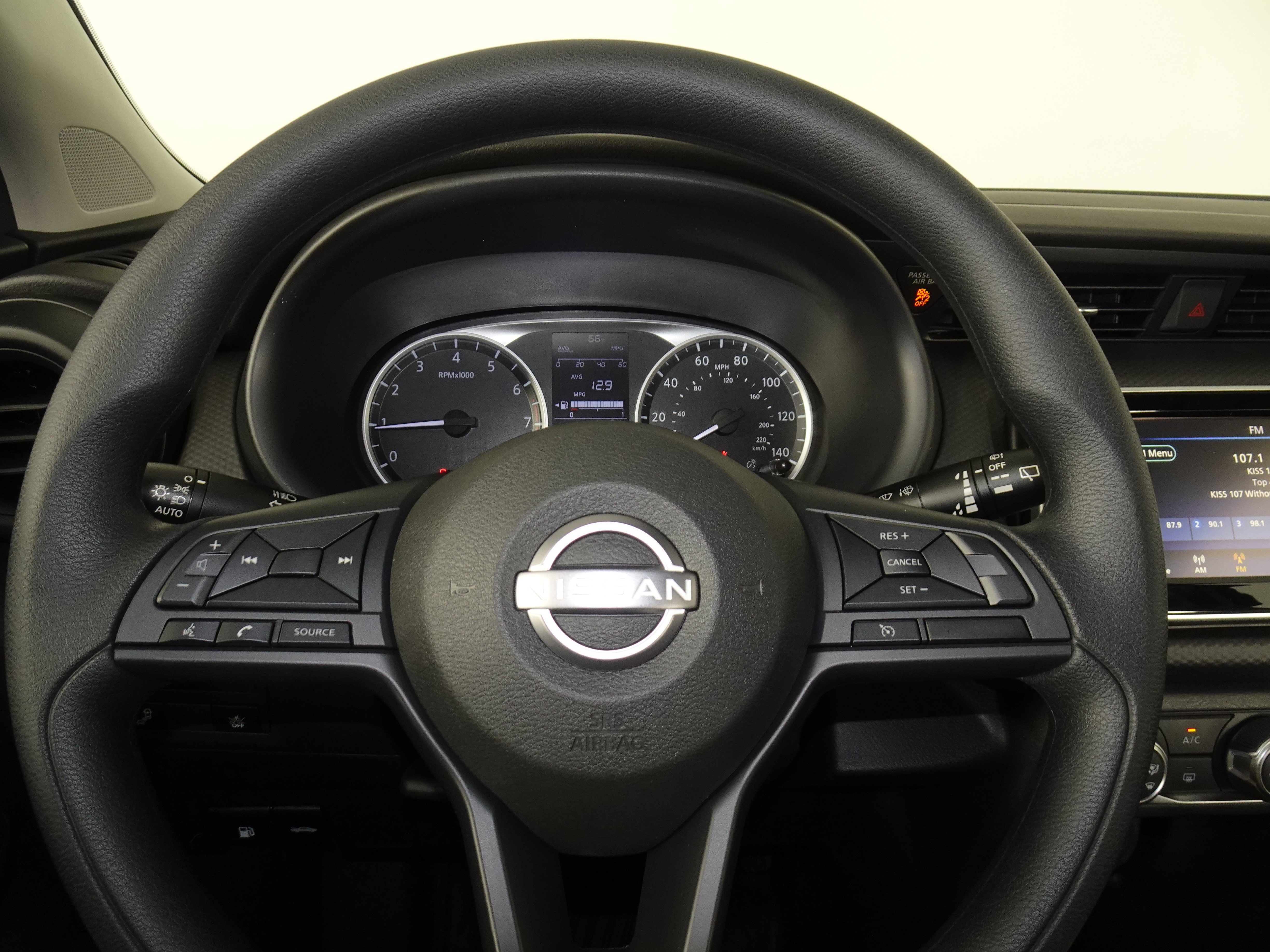 New 2025 Nissan Kicks Play S image 20