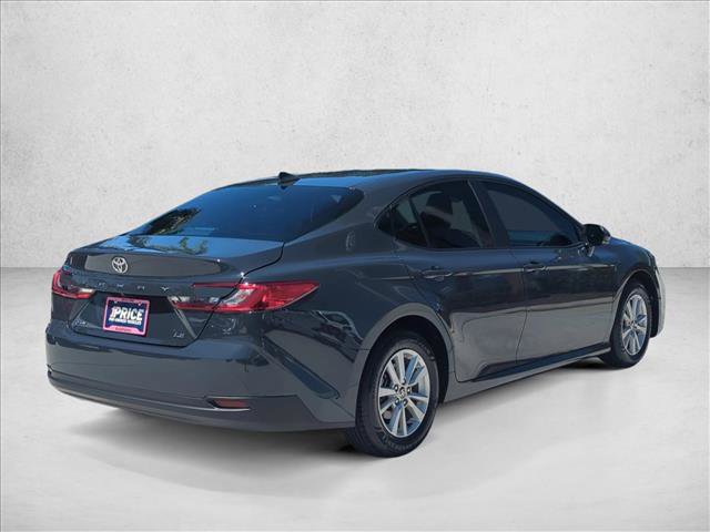 Used 2025 Toyota Camry LE FWD image 5