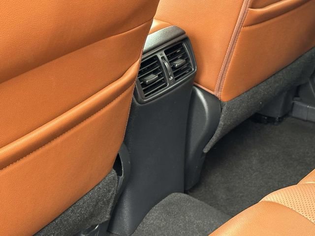 Used 2017 Nissan Rogue SL w/ SL Premium Package image 19