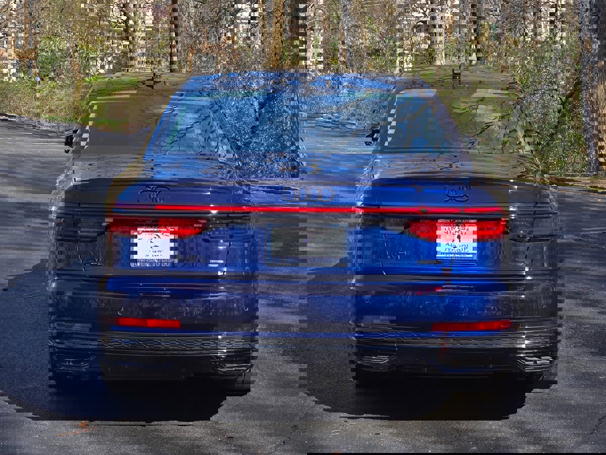 Used 2021 Audi A8 L 3.0T w/ Executive Plus Package image 5