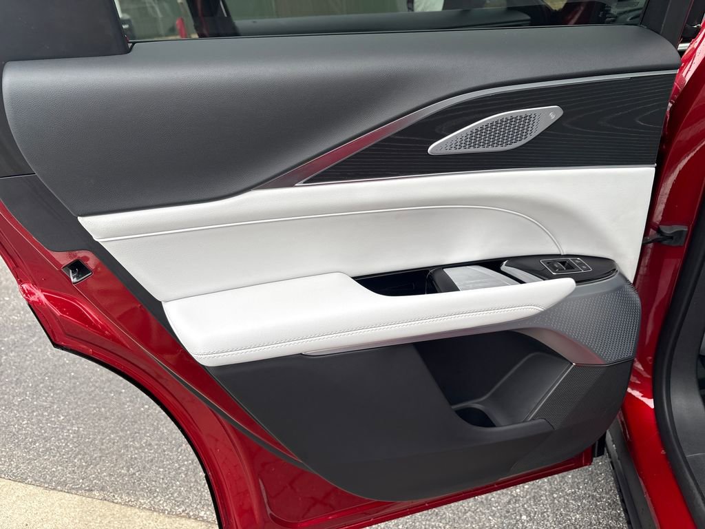 New 2025 Cadillac Lyriq Premium Luxury w/ LPO, Floor Liner Package image 44