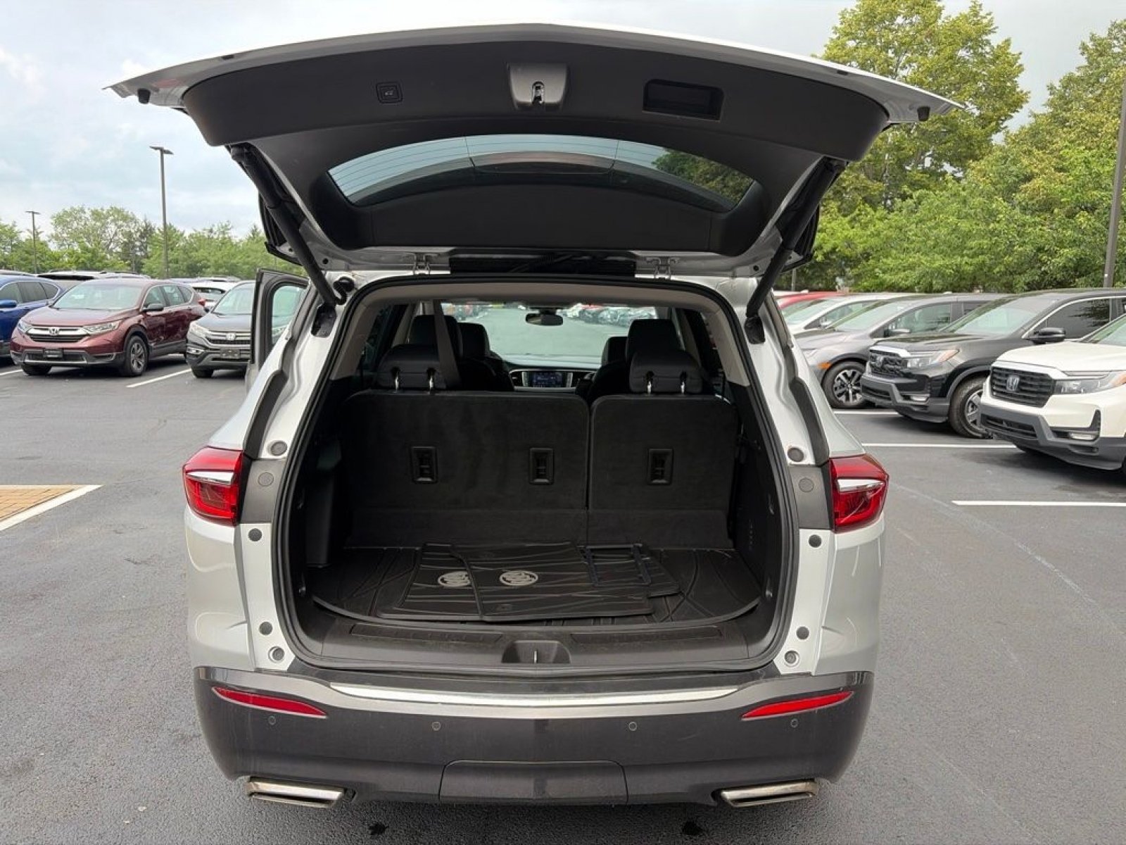 Used 2020 Buick Enclave Premium w/ Trailering Package, 5000 lbs. AWD/4WD image 27