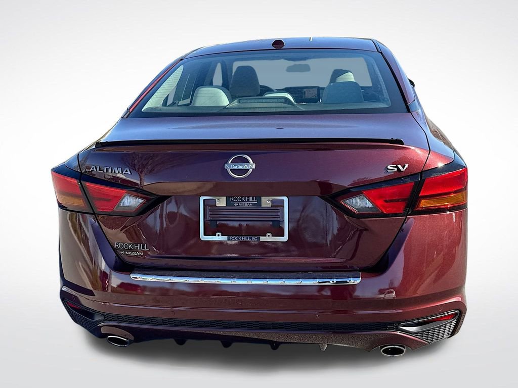 Used 2023 Nissan Altima 2.5 SV w/ SV Premium Package image 6