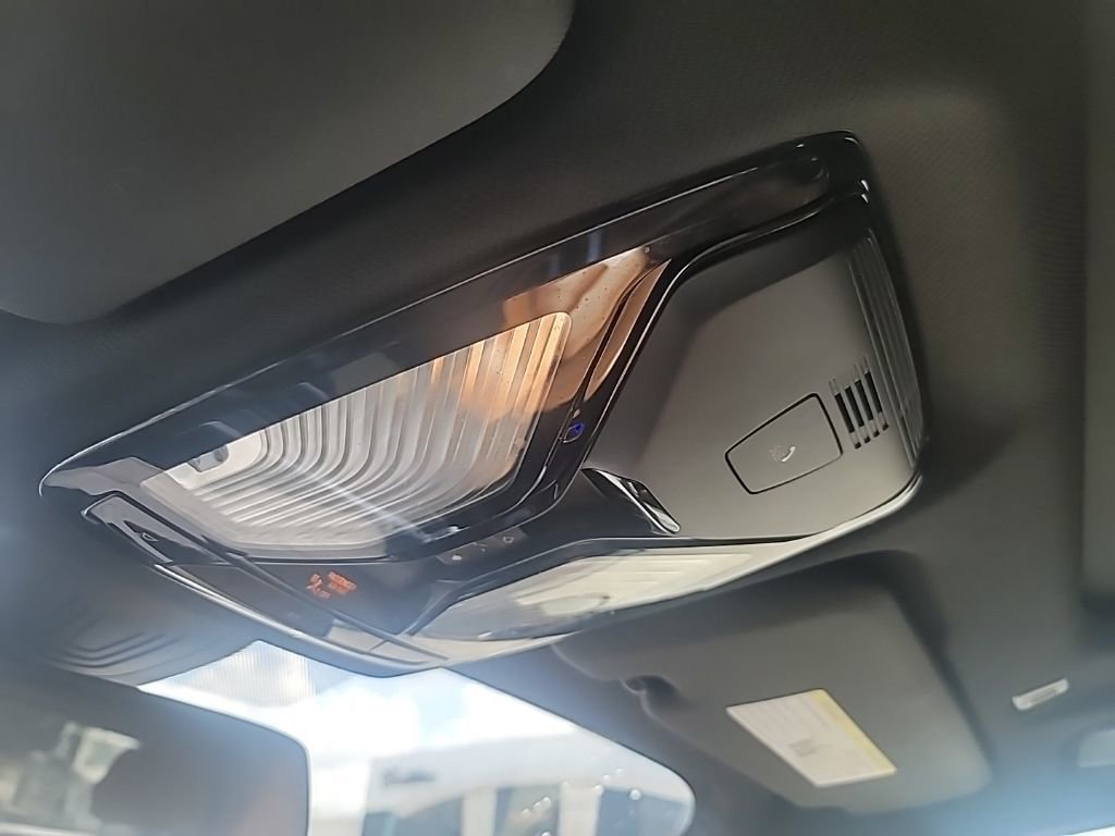 Used 2022 BMW X5 xDrive40i w/ M Sport Package image 22