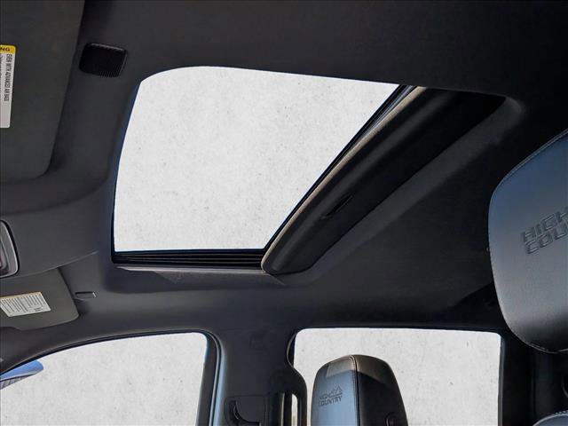 Used 2019 Chevrolet Silverado 1500 High Country w/ Z71 Off-Road Package image 19