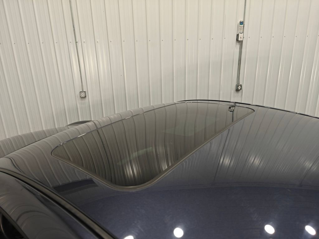 Used 2013 INFINITI G37 x w/ Premium Pkg image 9