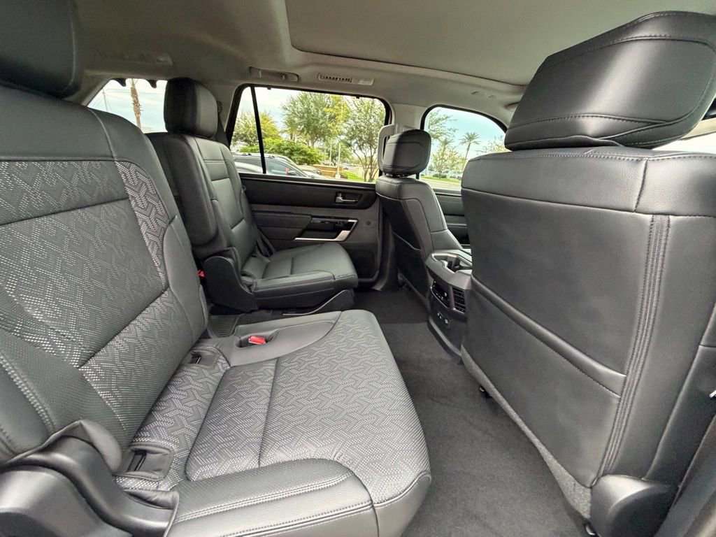 Used 2024 Toyota Sequoia Limited image 21