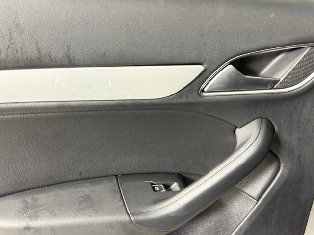 Used 2018 Audi Q3 2.0T Premium Plus w/ Premium Plus Package image 18