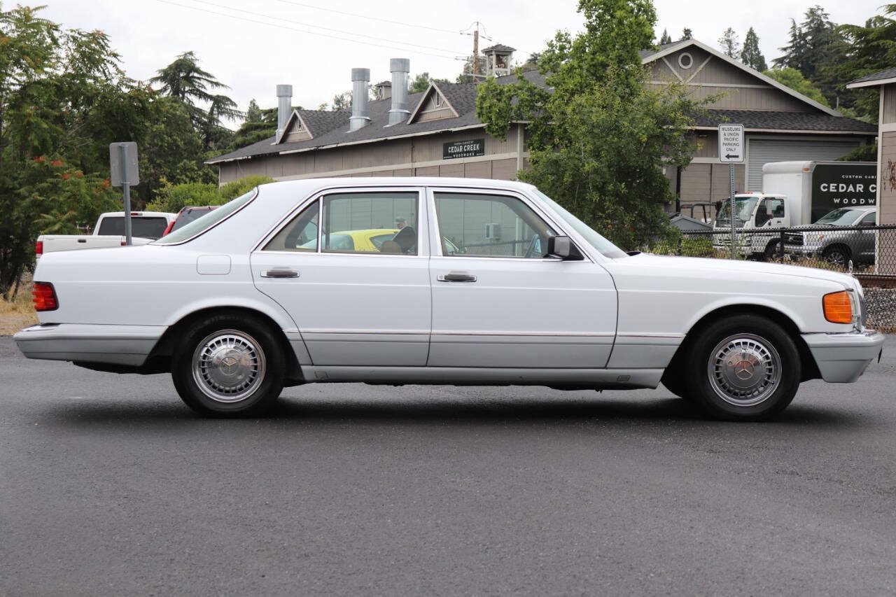 Used 1989 Mercedes-Benz 300 SE image 9