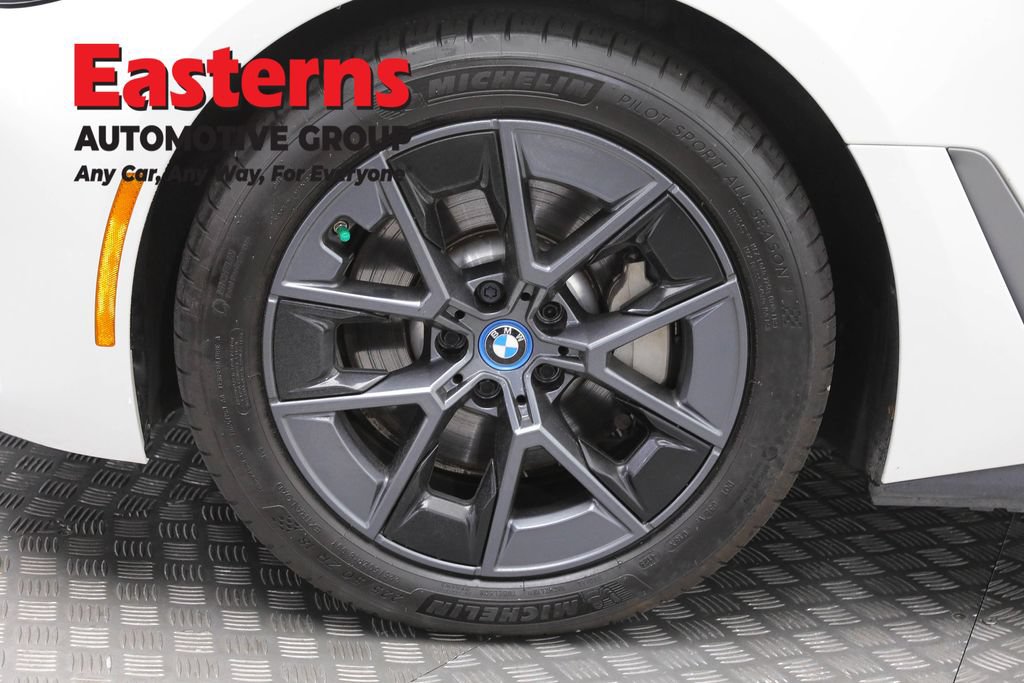 Used 2023 BMW i4 eDrive35 w/ Premium Package RWD image 35