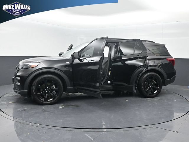 Used 2024 Ford Explorer ST-Line w/ Class IV Trailer Tow Package RWD image 28