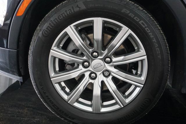 Used 2023 Cadillac XT4 Premium Luxury w/ Cold Weather Package image 4