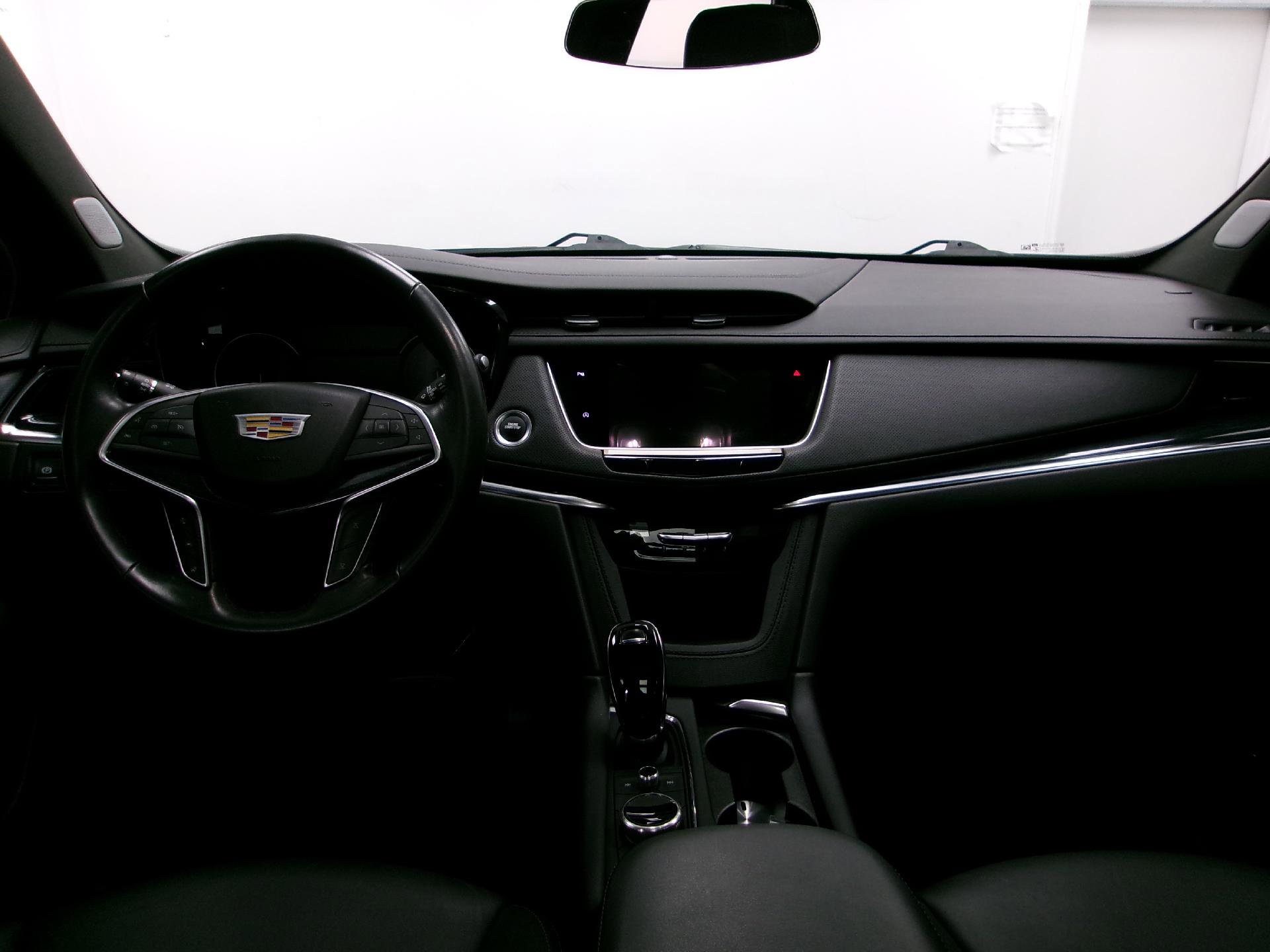 Used 2023 Cadillac XT5 Premium Luxury image 10