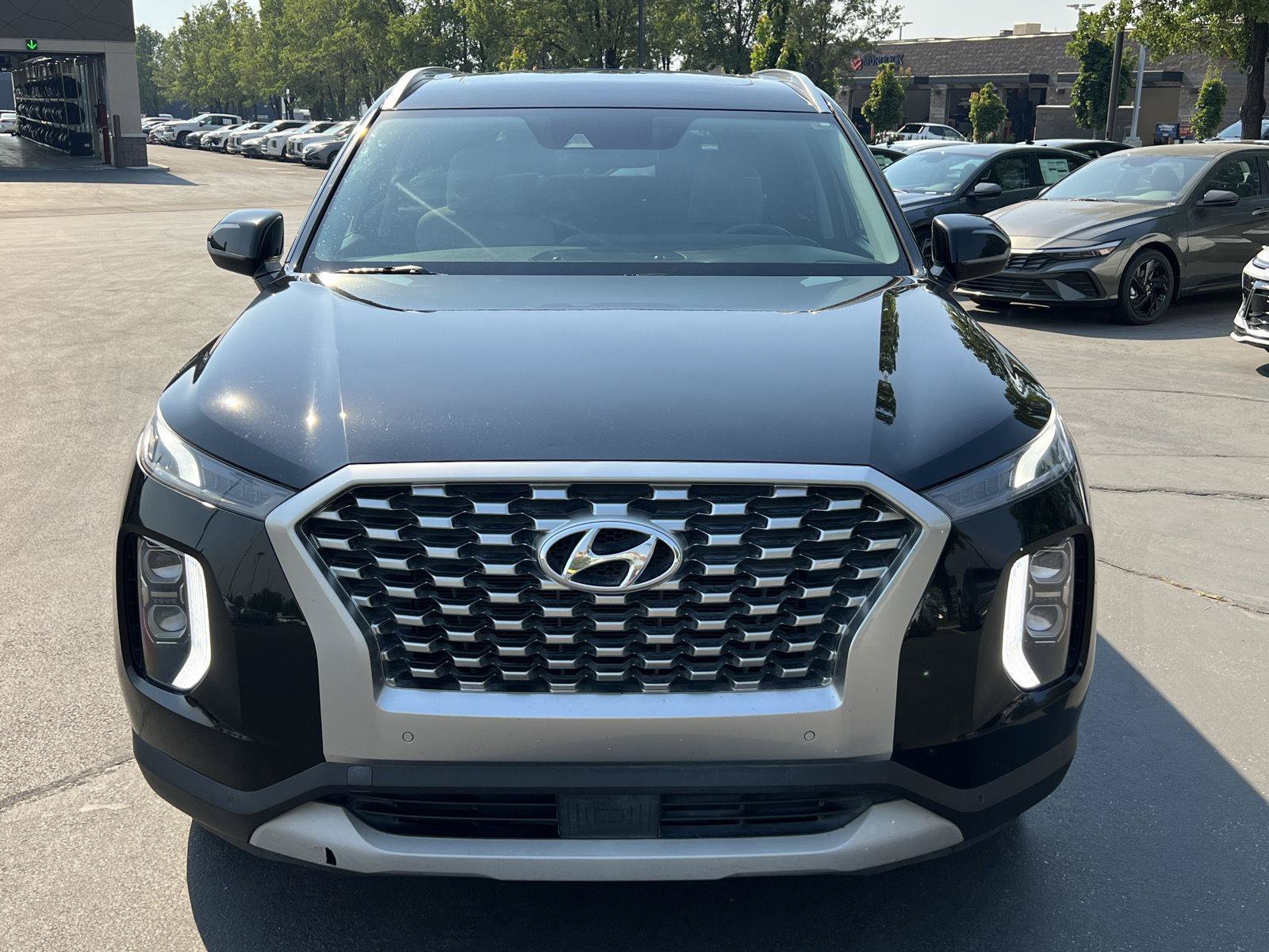 Used 2021 Hyundai Palisade SEL w/ Convenience Package AWD/4WD image 3