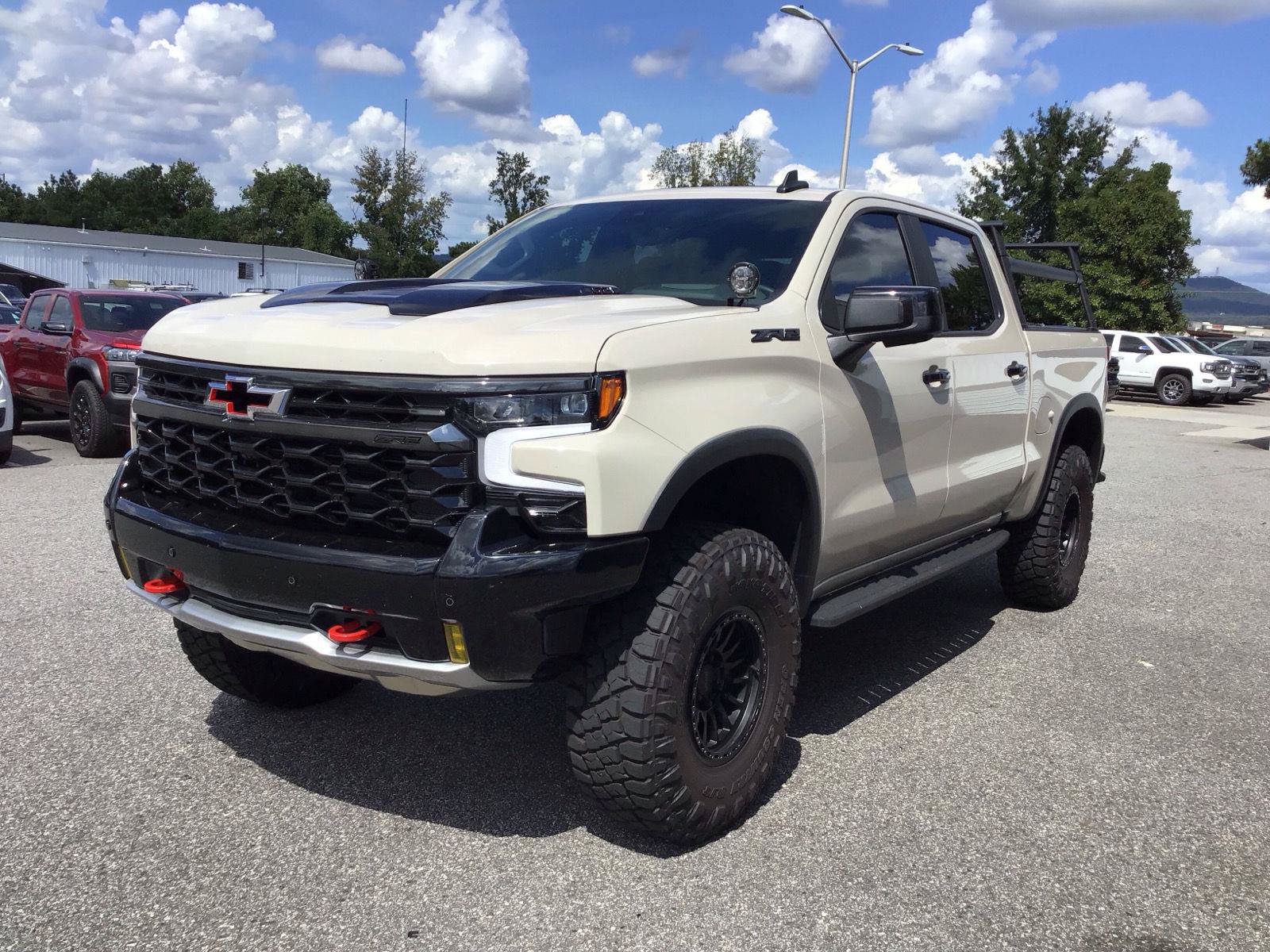 Used 2026 Chevrolet Silverado 1500 ZR2 AWD/4WD image 2