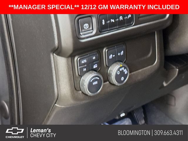Used 2021 Chevrolet Suburban RST AWD/4WD image 11