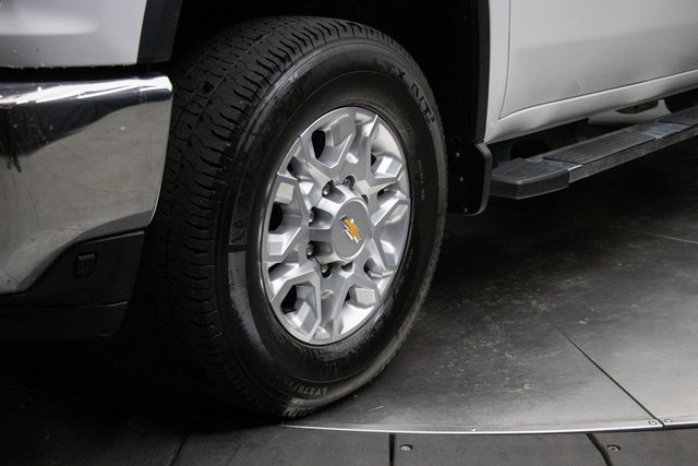 Used 2022 Chevrolet Silverado 3500 LT w/ Fleet Comfort Package image 7