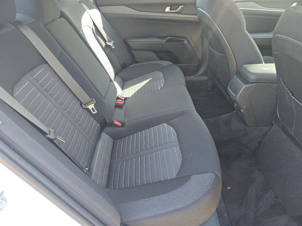 Used 2025 Kia K5 LXS image 17