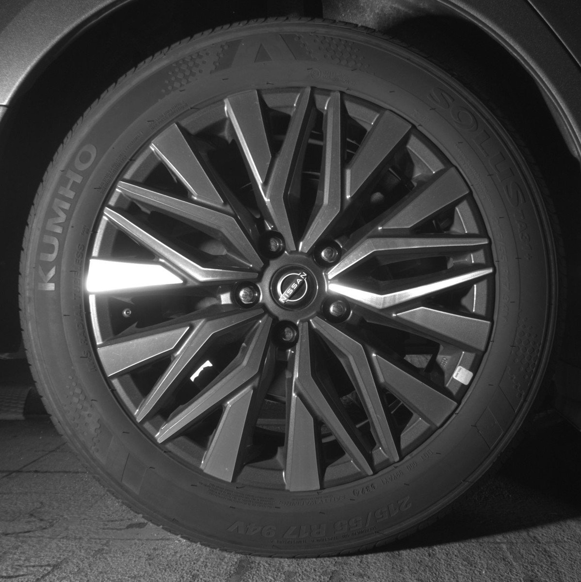 Used 2025 Nissan Altima 2.5 SV image 15