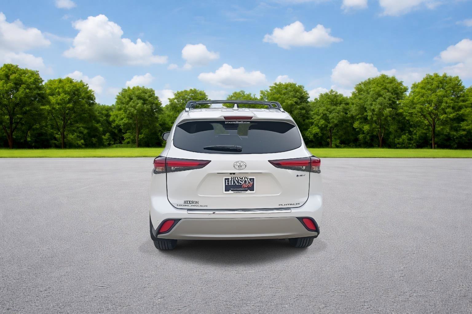 New 2026 Toyota Highlander Platinum image 6