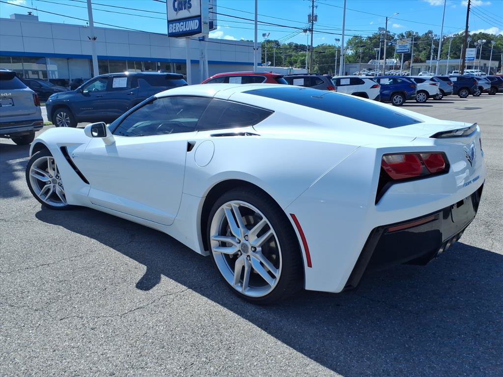 Used 2019 Chevrolet Corvette Stingray Coupe w/ 1LT RWD image 6