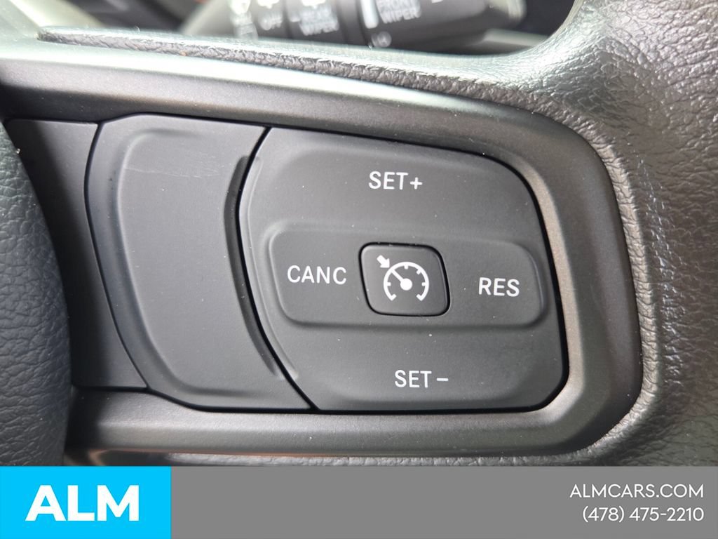 Used 2025 Jeep Wrangler Unlimited Sport AWD/4WD image 24