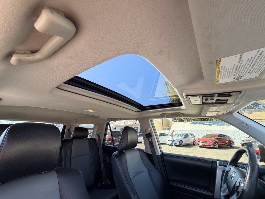 Used 2016 Toyota 4Runner SR5 Premium AWD/4WD image 12