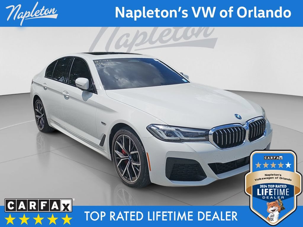 Used 2022 BMW 530e w/ M Sport Package RWD image 8