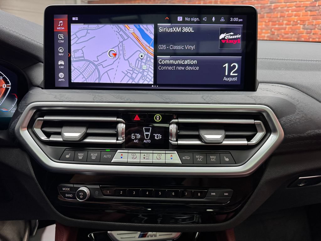Used 2025 BMW X4 M40i AWD/4WD image 14