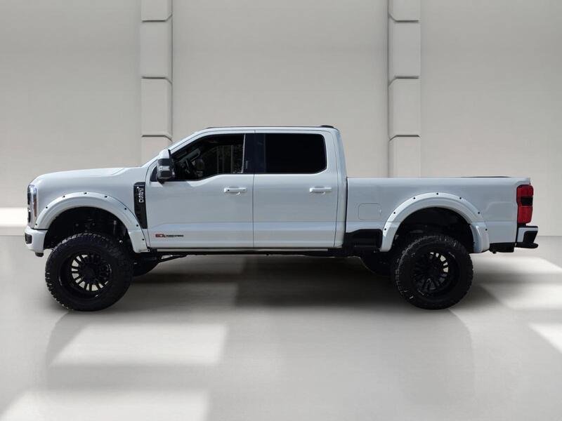Used 2026 Ford F250 Platinum AWD/4WD image 2