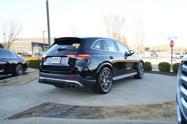 Certified 2025 Mercedes-Benz GLC 43 AMG 4MATIC image 8