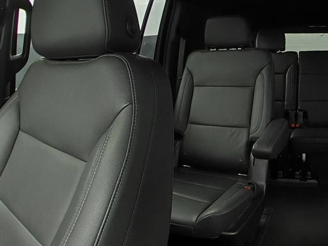 Used 2021 Chevrolet Suburban LT AWD/4WD image 38