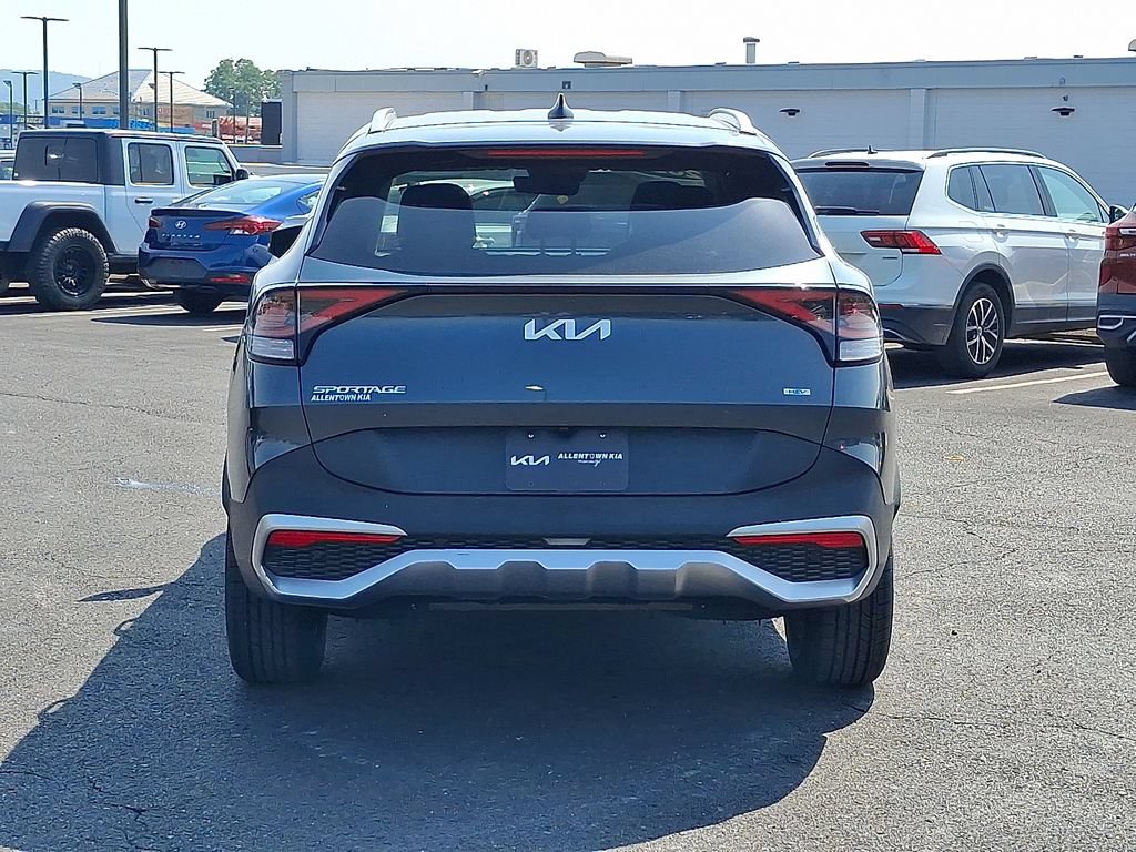 Certified 2023 Kia Sportage EX AWD/4WD image 5