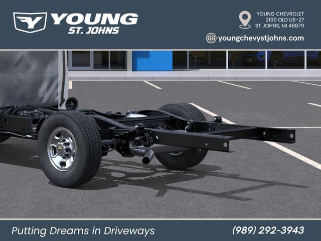 New 2026 Chevrolet Express 3500 RWD image 11