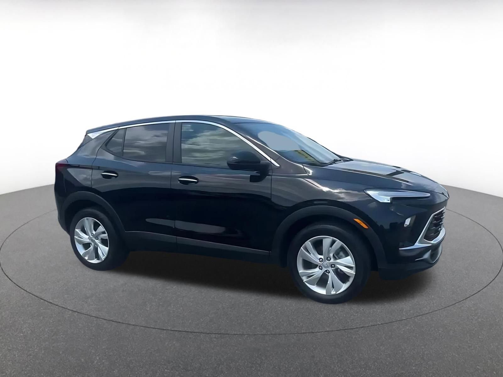 Used 2025 Buick Encore GX Preferred FWD image 2