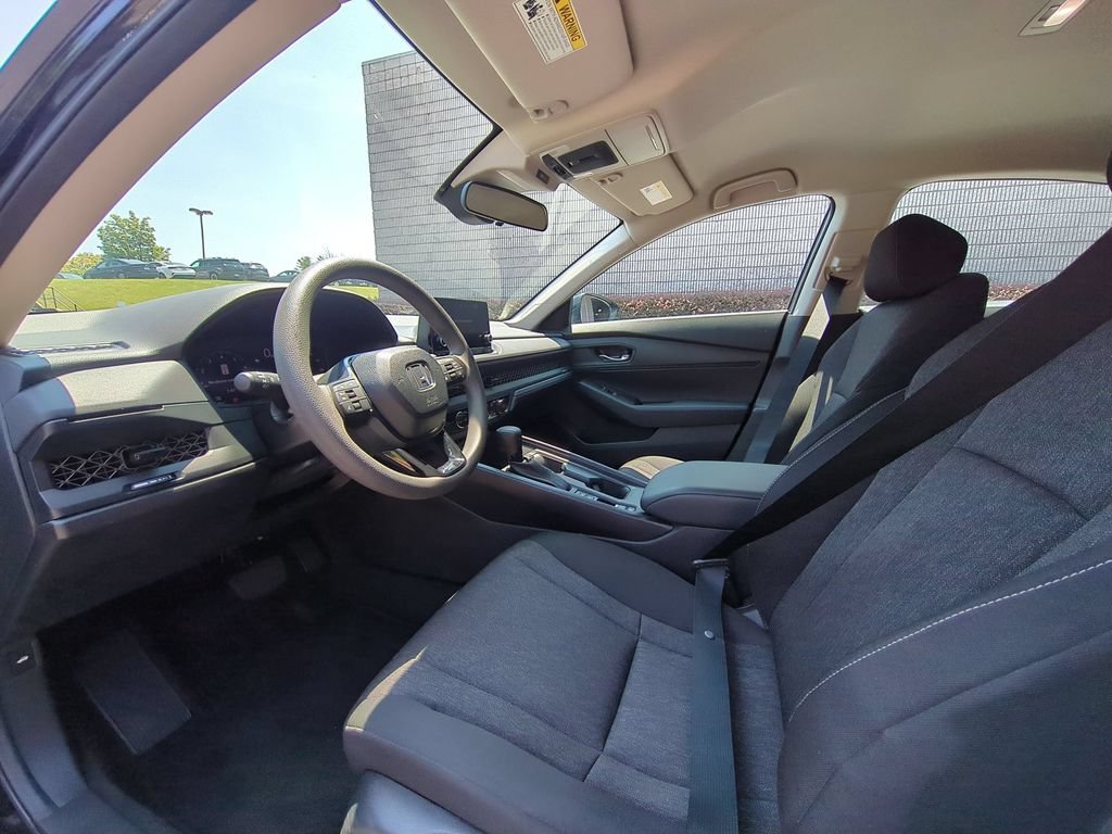 Used 2025 Honda Accord LX image 15