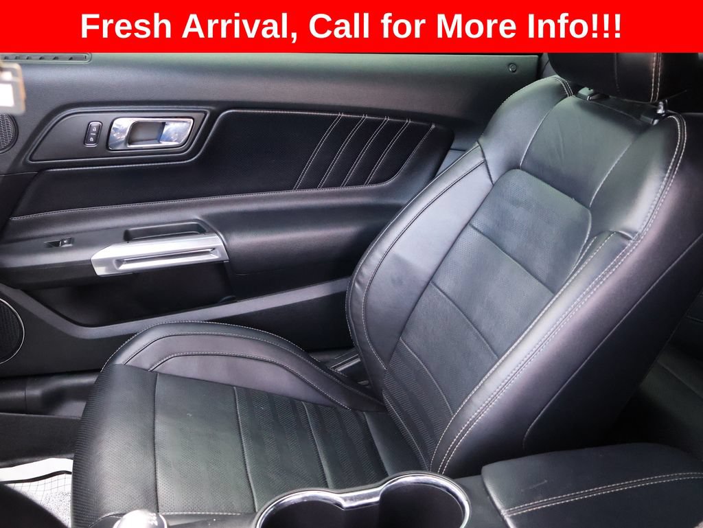 Used 2017 Ford Mustang GT Premium w/ GT Performance Package RWD image 24