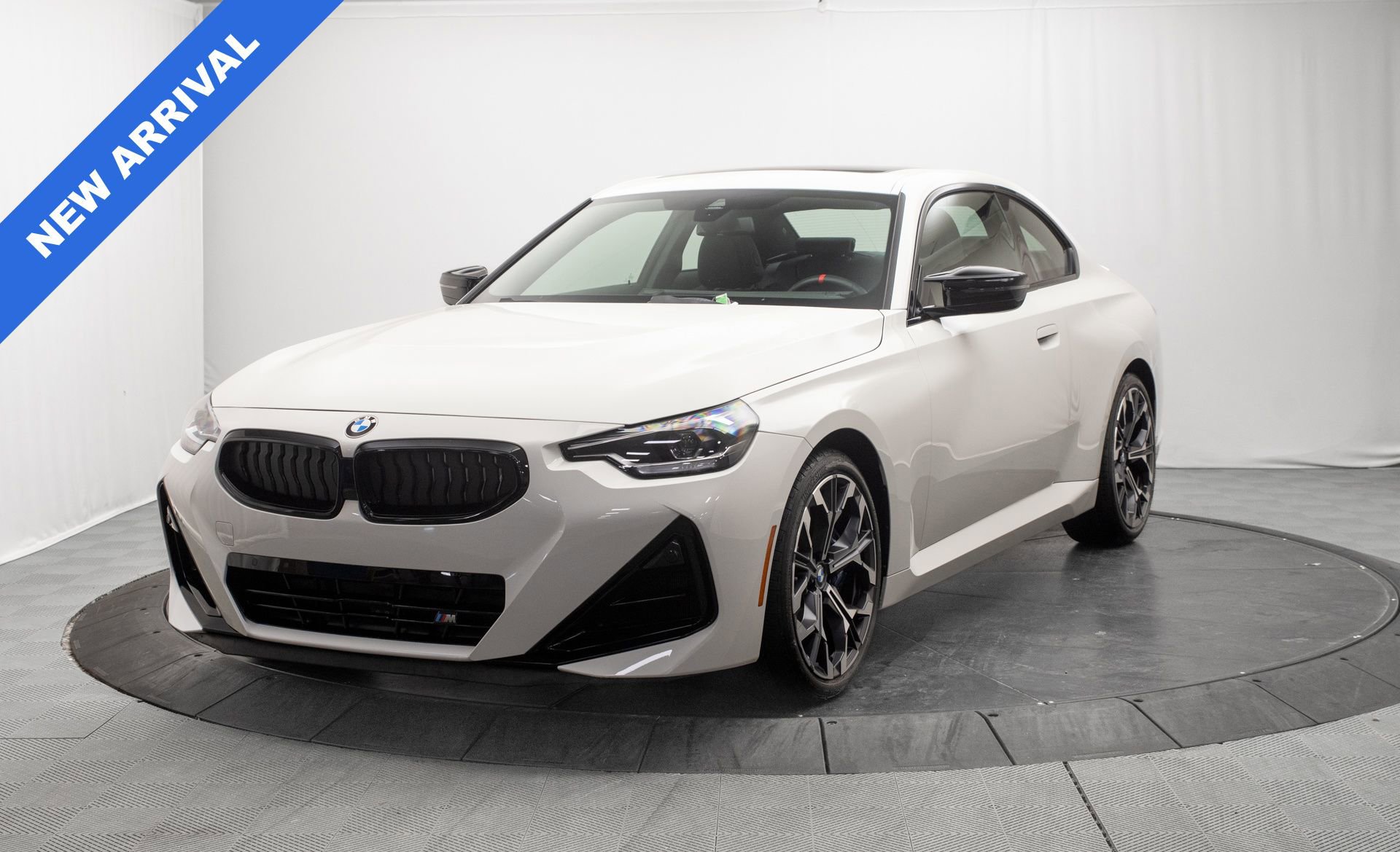 Used 2025 BMW M240i xDrive Coupe image 7