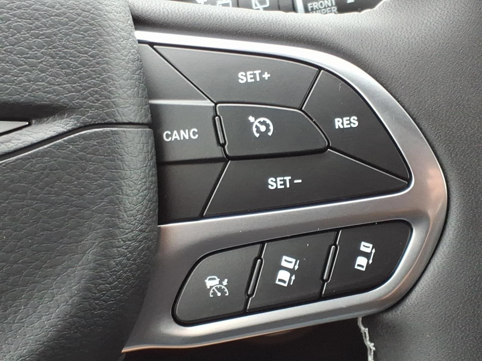 New 2027 Chrysler Pacifica LX FWD image 18