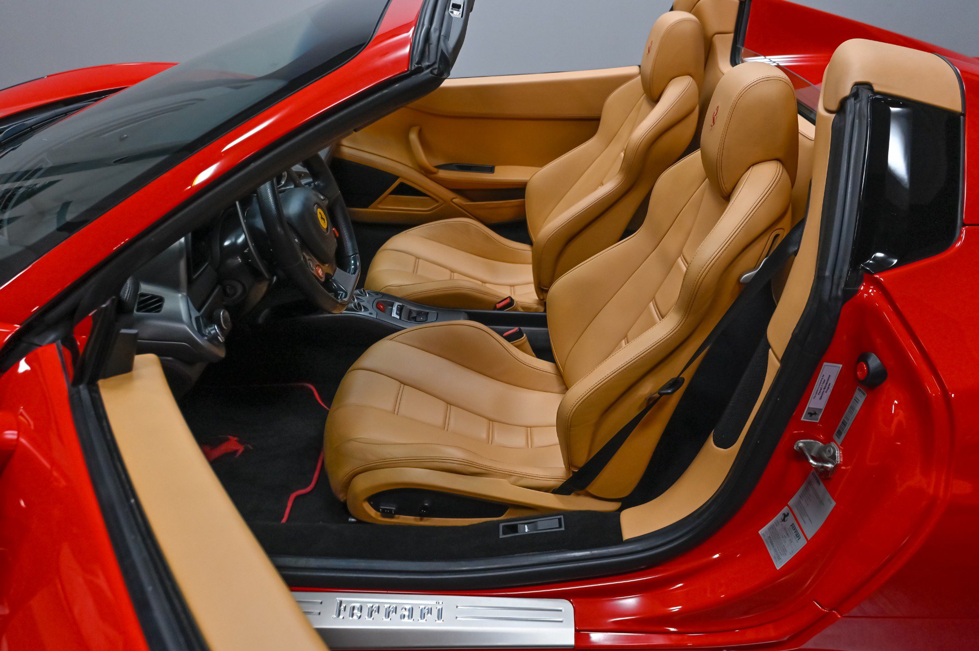 Used 2013 Ferrari 458 Spider RWD image 26