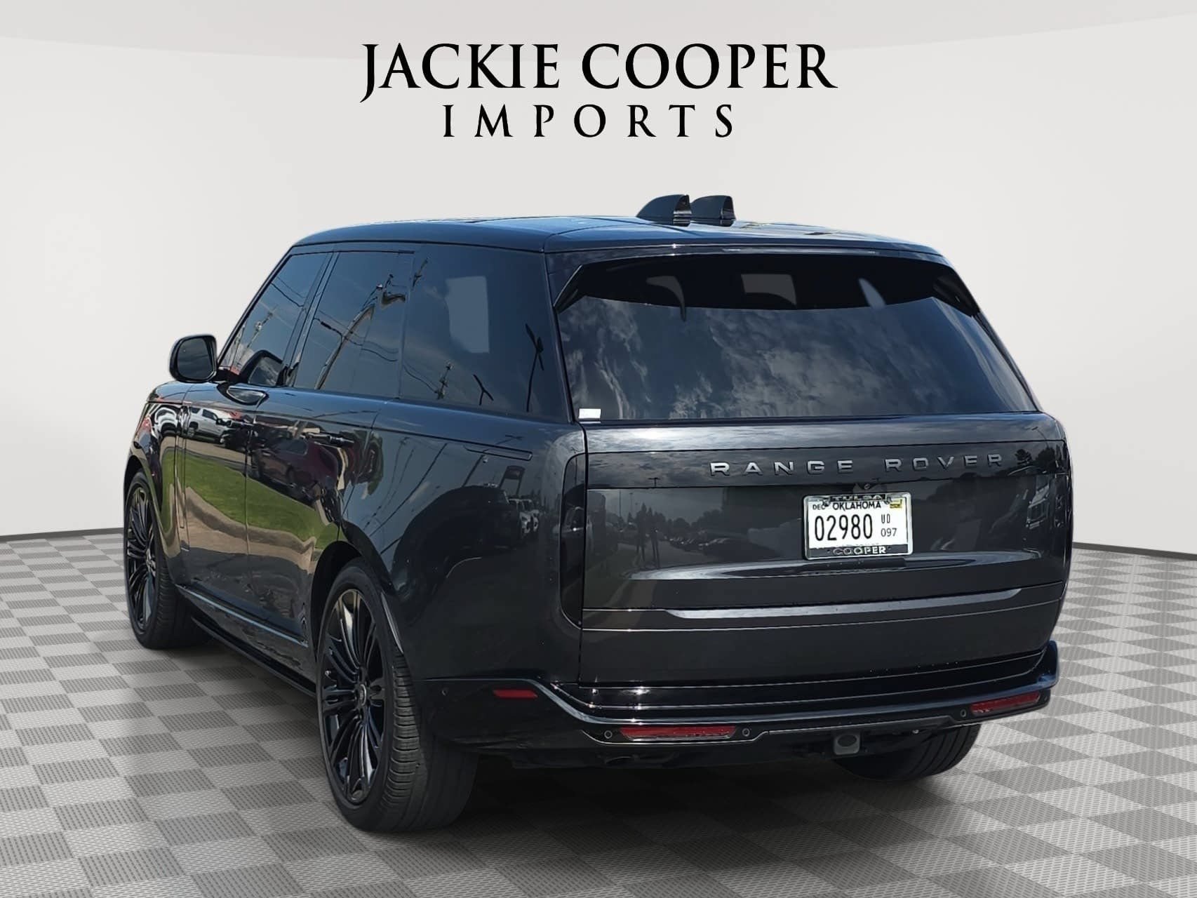 Used 2024 Land Rover Range Rover SE AWD/4WD image 7