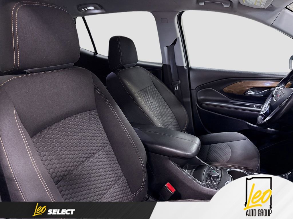 Used 2021 GMC Terrain SLE w/ Driver Convenience Package image 27