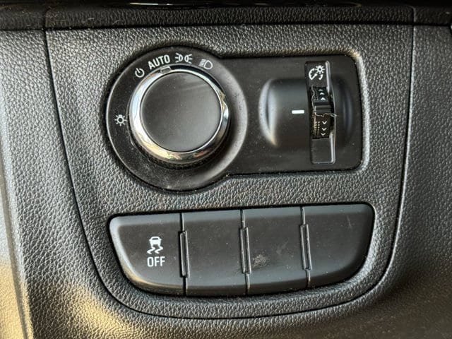 Used 2022 Chevrolet Spark LT FWD image 23