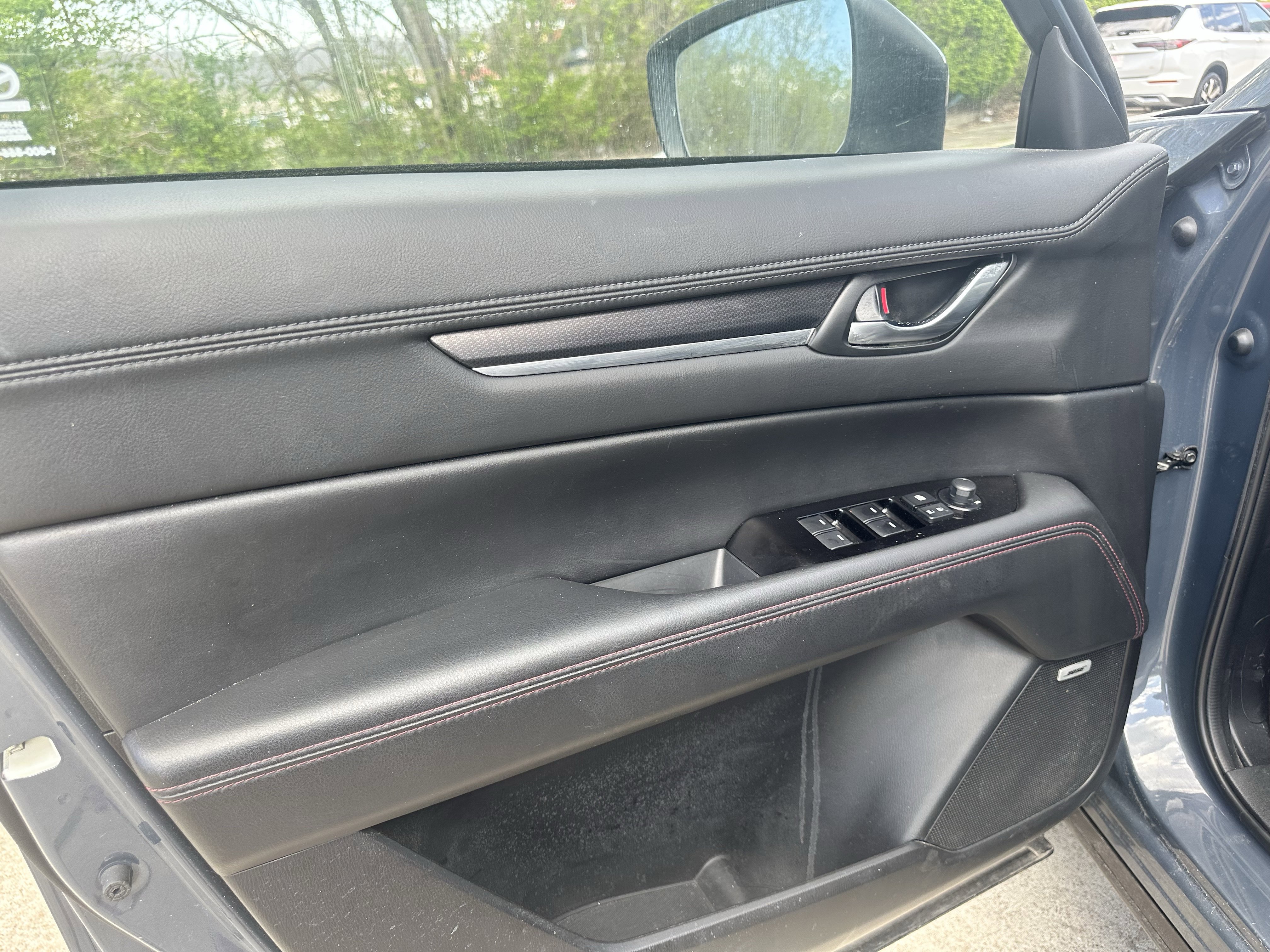 Used 2024 MAZDA CX-5 Carbon Edition image 4