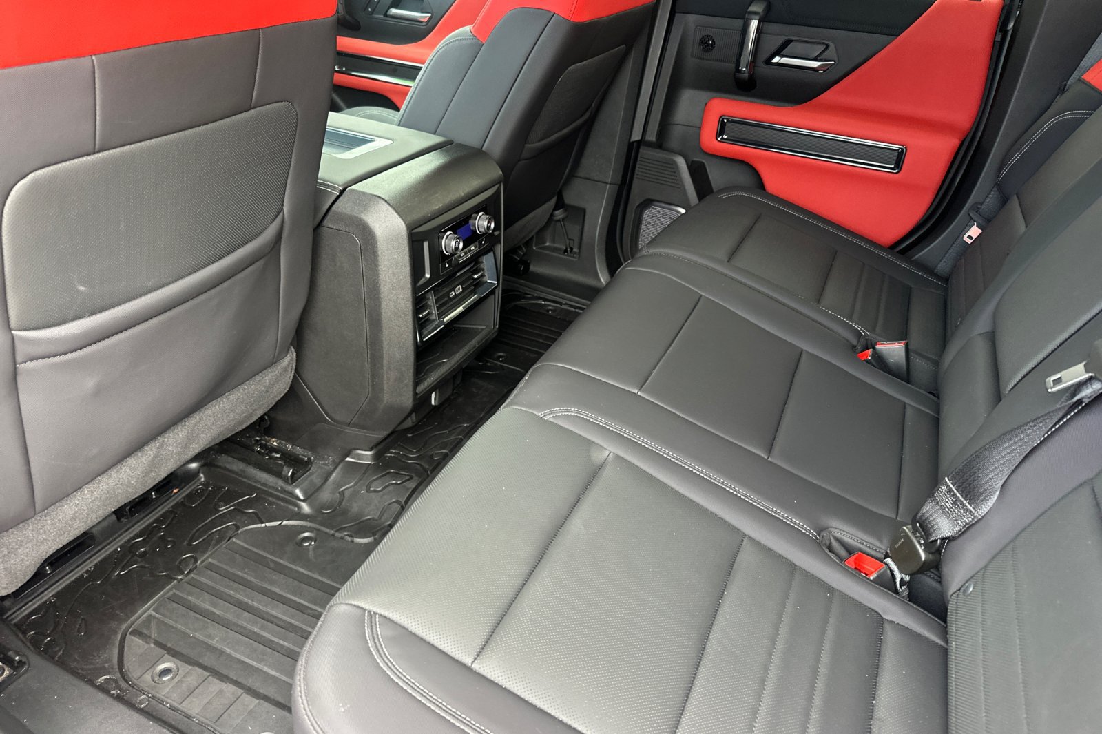 Used 2026 GMC Hummer EV 3X w/ Carbon Fiber Edition Package AWD/4WD image 14