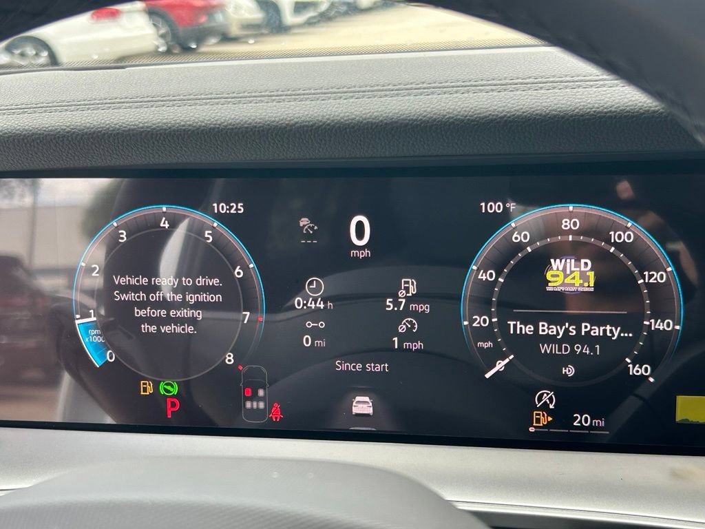 New 2026 Volkswagen Tiguan SE R-Line FWD image 27