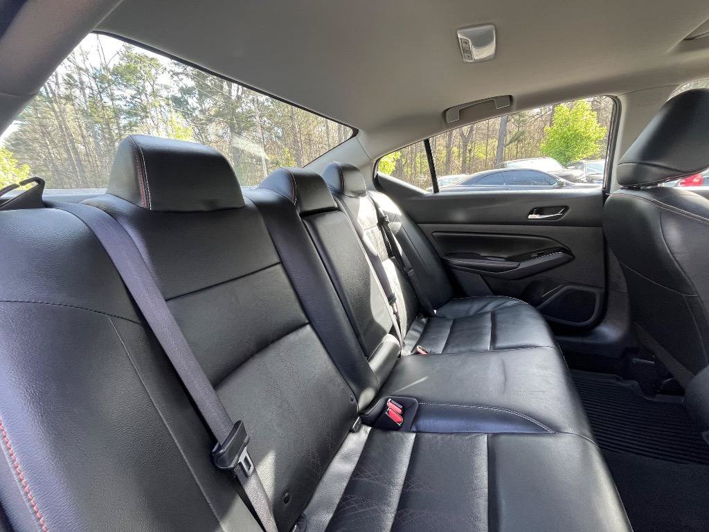 Used 2024 Nissan Altima 2.5 SR w/ SR Premium Package FWD image 34